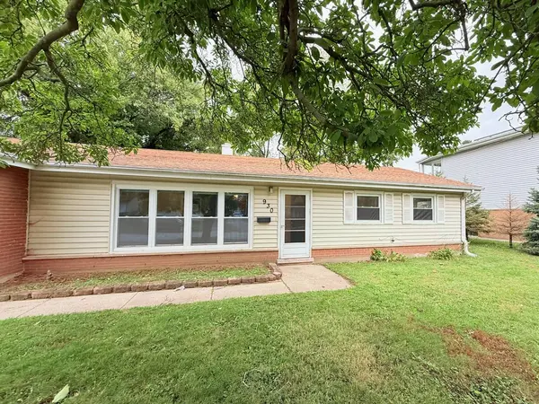 930 Coach Road, Homewood, IL 60430