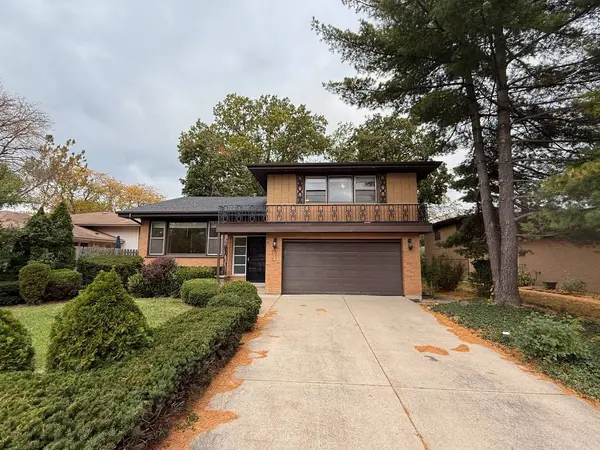 1428 E Lyn Court, Homewood, IL 60430