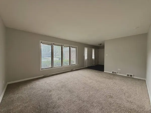17006 University Avenue, South Holland, IL 60473