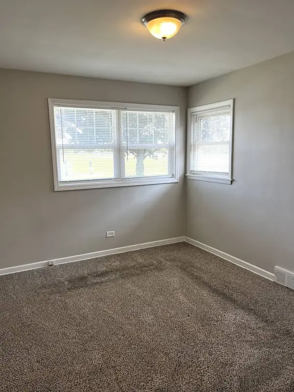 524 Eastern Avenue, Bellwood, IL 60104