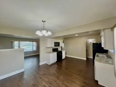 16535 S Elm Court, South Holland, IL 60473