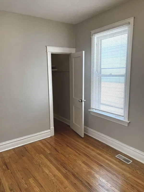 2235 Harvey Avenue, Berwyn, IL 60402