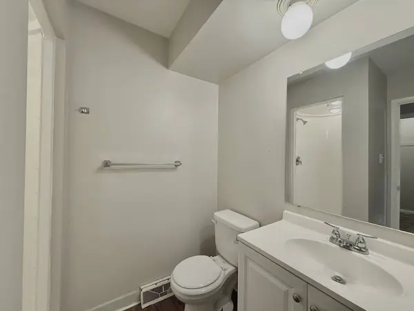 17006 University Avenue, South Holland, IL 60473