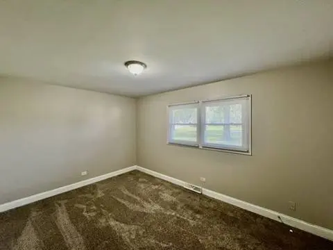 16535 S Elm Court, South Holland, IL 60473