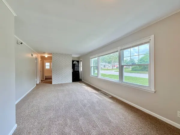 16784 Crane Avenue, Hazel Crest, IL 60429
