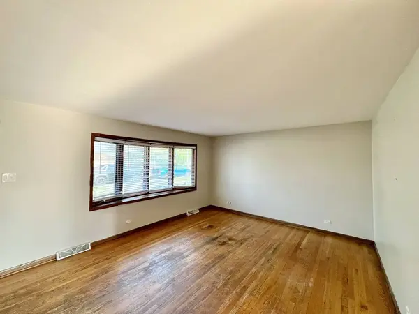 19202 Sherman Street, Lansing, IL 60438