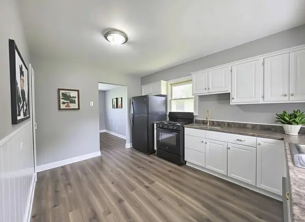 1718 Gilboa Avenue, Zion, IL 60099