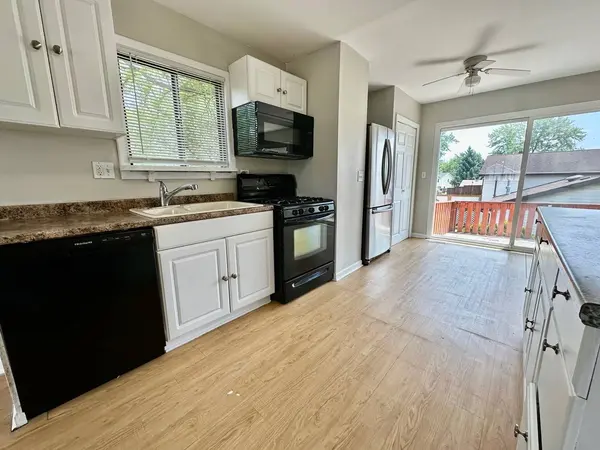 2363 Cove Drive, Hanover Park, IL 60133