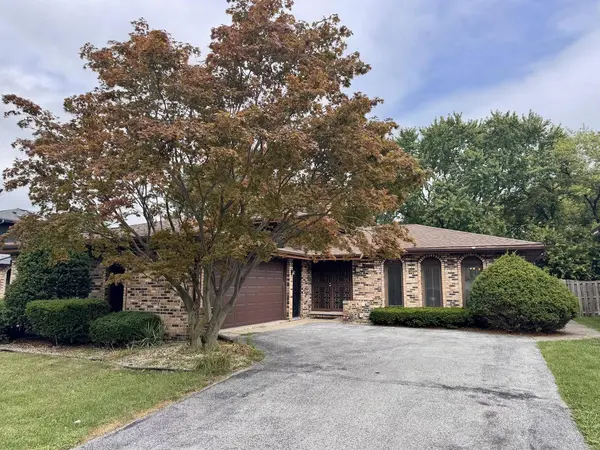 17945 Maple Street, Lansing, IL 60438