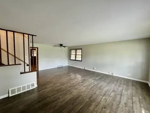 12513 S McVickers Avenue, Palos Heights, IL 60463