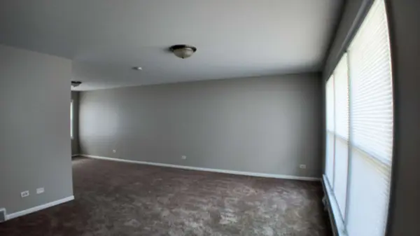 15444 State Street, South Holland, IL 60473