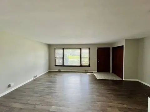 12513 S McVickers Avenue, Palos Heights, IL 60463