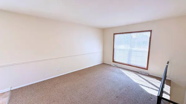 231 E Tulip Drive, Glenwood, IL 60425