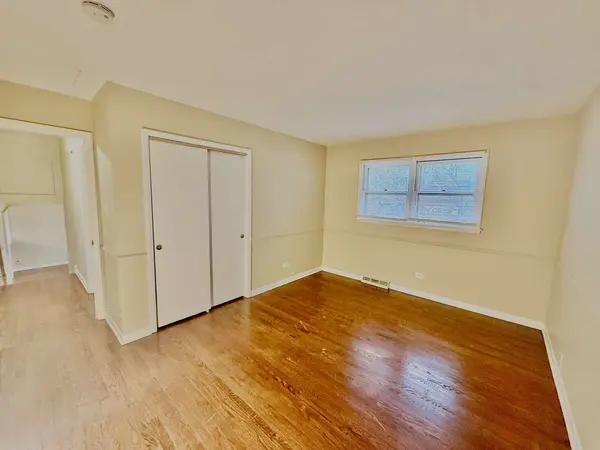 16109 Prairie Avenue, South Holland, IL 60473