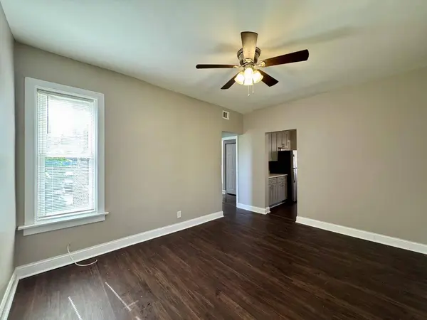 11022 S Vernon Avenue, Chicago, IL 60628