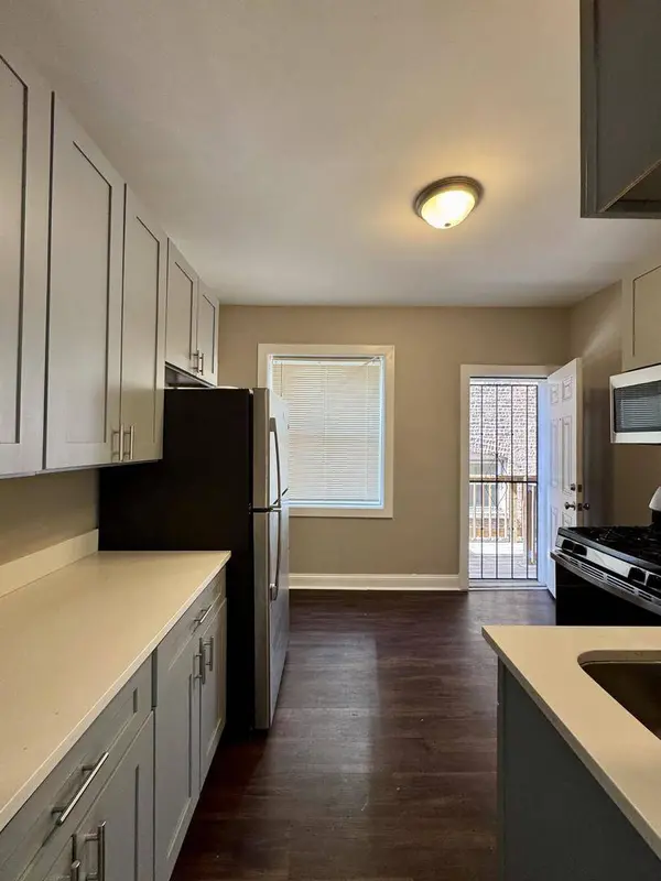 11022 S Vernon Avenue, Chicago, IL 60628