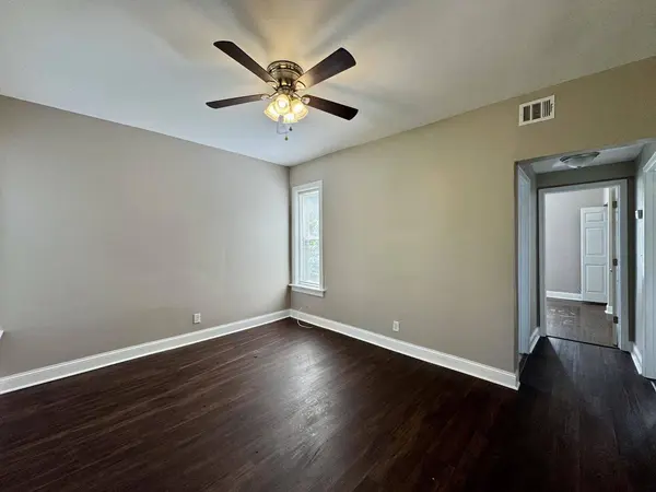 11022 S Vernon Avenue, Chicago, IL 60628
