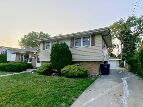 112 E 160th Place, South Holland, IL 60473