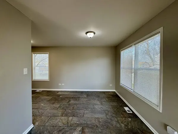 20513 S Acorn Ridge Drive, Frankfort, IL 60423
