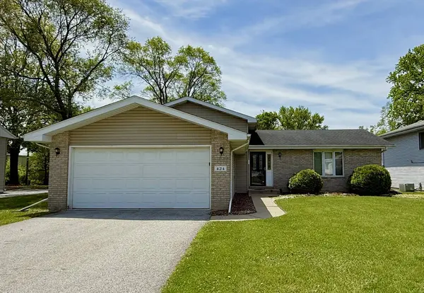 424 E Clark Street, Glenwood, IL 60425