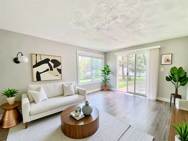 903 Blackhawk Drive, University Park, IL 60484