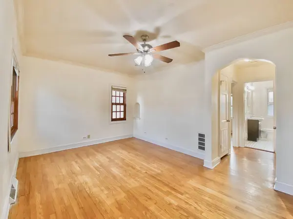 18034 Ridgewood Avenue, Lansing, IL 60438