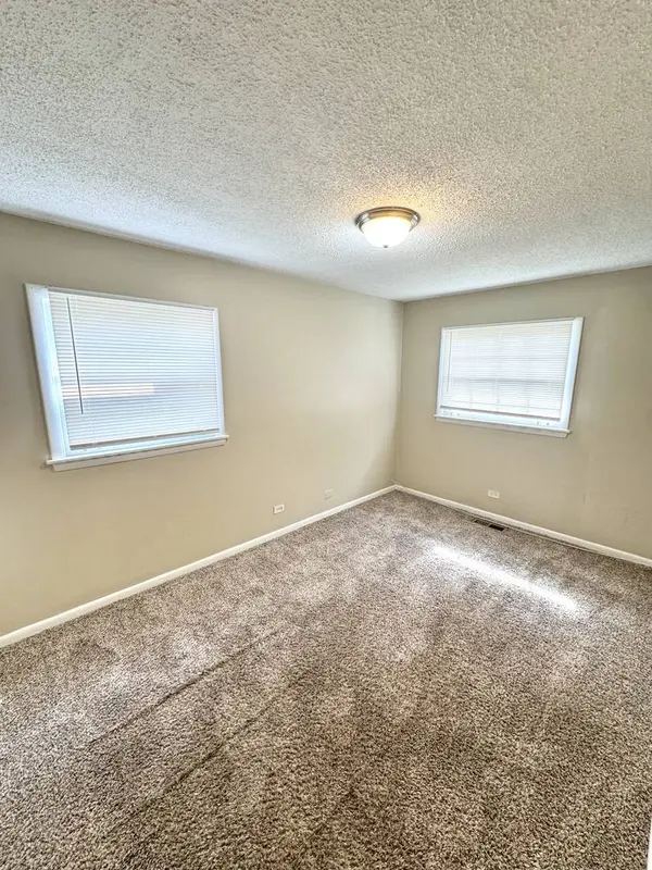 16001 AVALON Avenue, South Holland, IL 60473