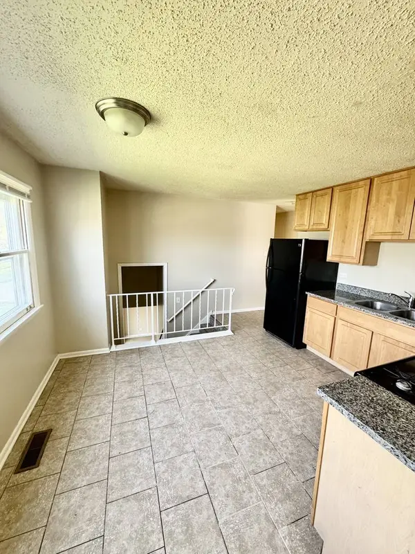 16001 AVALON Avenue, South Holland, IL 60473