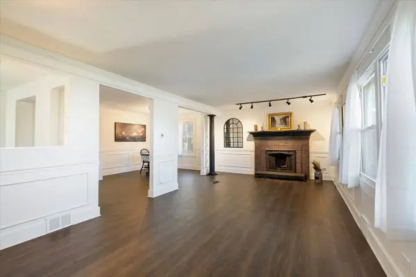 318 E Liberty Street, Wauconda, IL 60084
