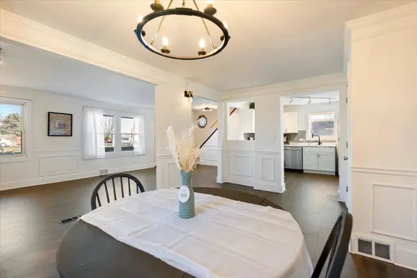 318 E Liberty Street, Wauconda, IL 60084