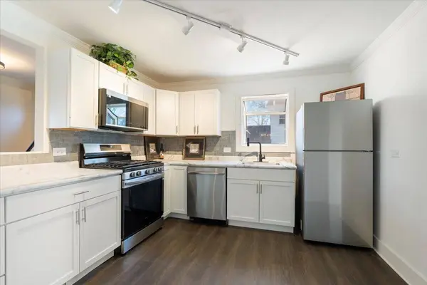 318 E Liberty Street, Wauconda, IL 60084