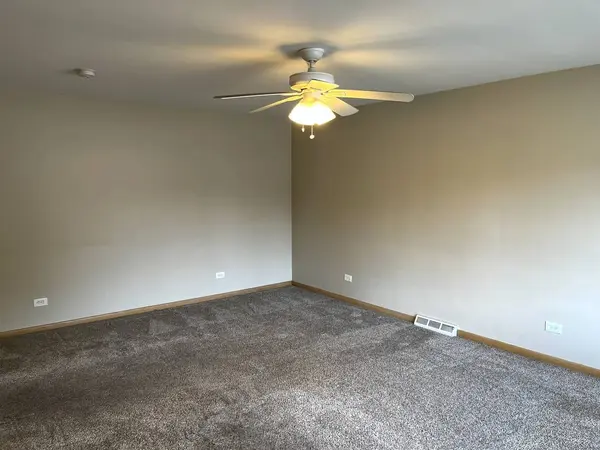 664 E 142nd Street, Dolton, IL 60419