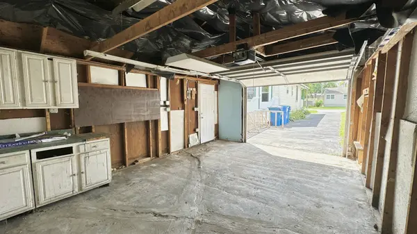 15031 Hamlin Avenue, Midlothian, IL 60445