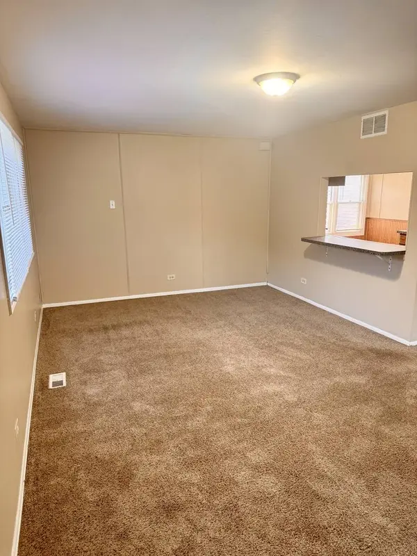 1943 Towner Lane, Glendale Heights, IL 60139