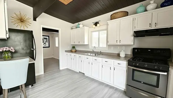 15043 Meadow Lane, Dolton, IL 60419