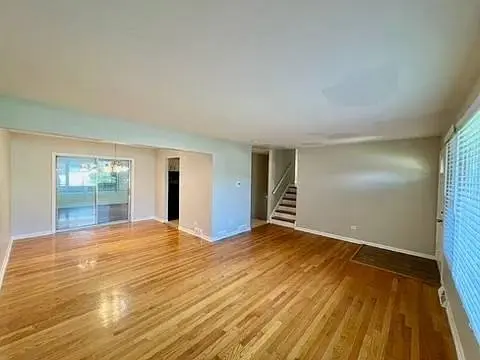 16046 Prairie Avenue, South Holland, IL 60473