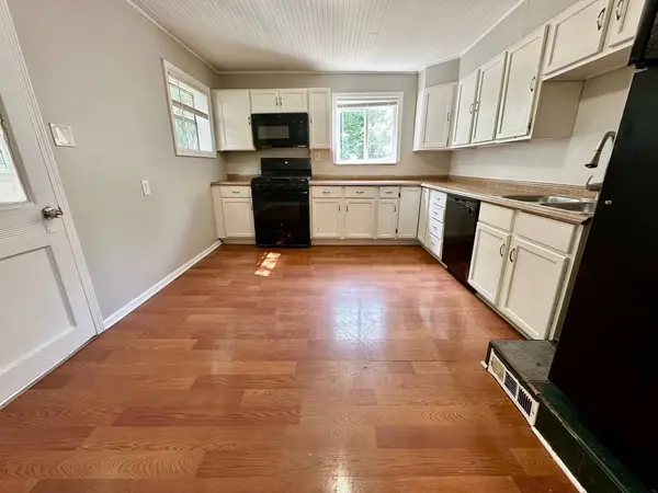 50 Sheridan Street, Elgin, IL 60123