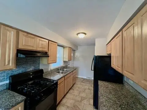 606 E 164th Place, South Holland, IL 60473