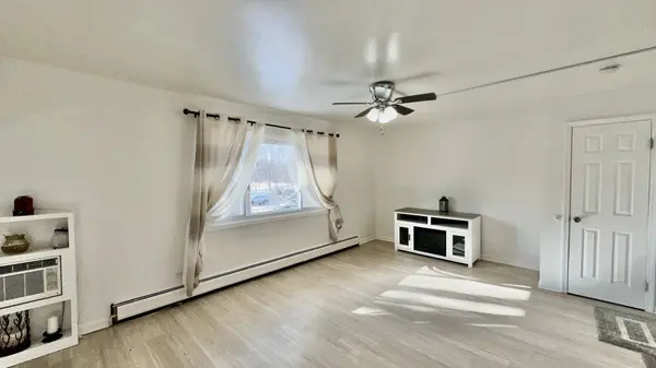 2312 Algonquin Road #9, Rolling Meadows, IL 60008