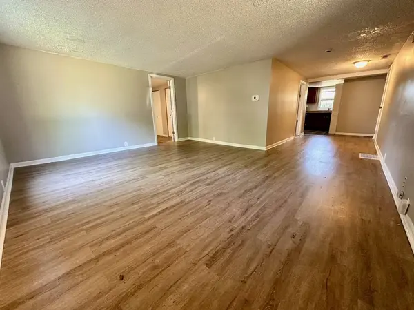 308 N Clifton Avenue, Elgin, IL 60123