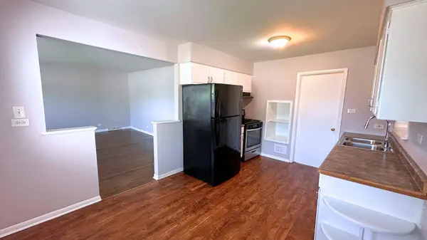 1425 Kasten Drive, Dolton, IL 60419