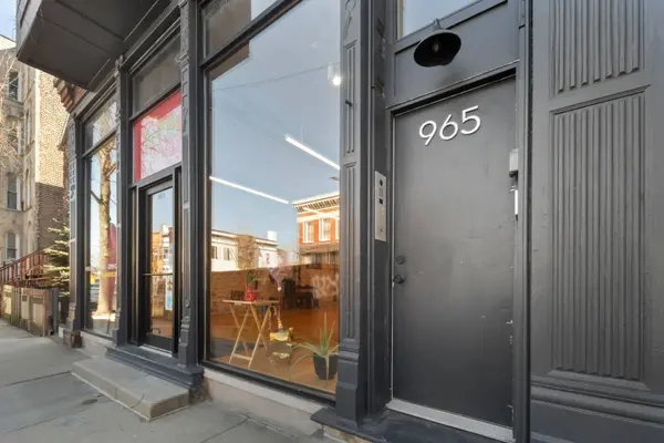 965 W 18th Street, Chicago, IL 60608