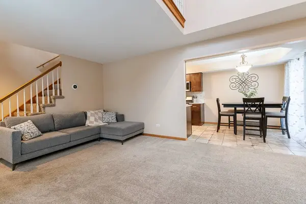 16013 Laurel Drive, Orland Park, IL 60462