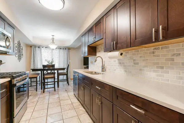 16013 Laurel Drive, Orland Park, IL 60462
