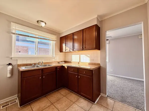 14525 Dobson Avenue, Dolton, IL 60419