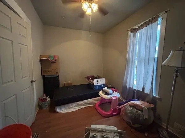 11633 S Parnell Avenue, Chicago, IL 60628