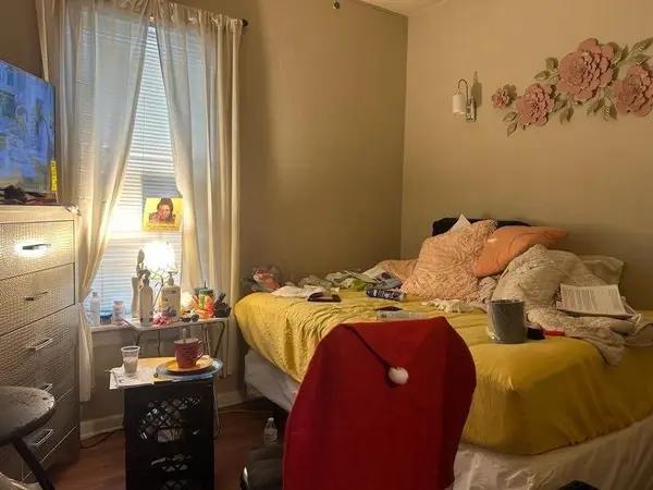 11633 S Parnell Avenue, Chicago, IL 60628