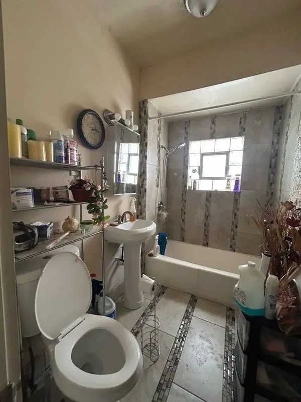 11633 S Parnell Avenue, Chicago, IL 60628