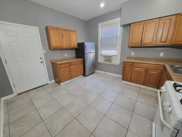4219 W Cullerton Street, Chicago, IL 60623