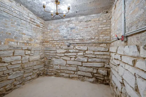 2624 N Albany Avenue #G, Chicago, IL 60647